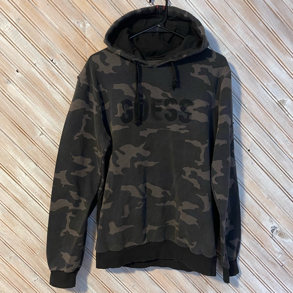 Guess Men's Black and Brown Camouflage Hoodie